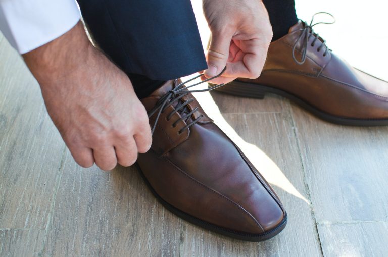 Color Coordination: How to Combine Your Shoes with Your Clothes